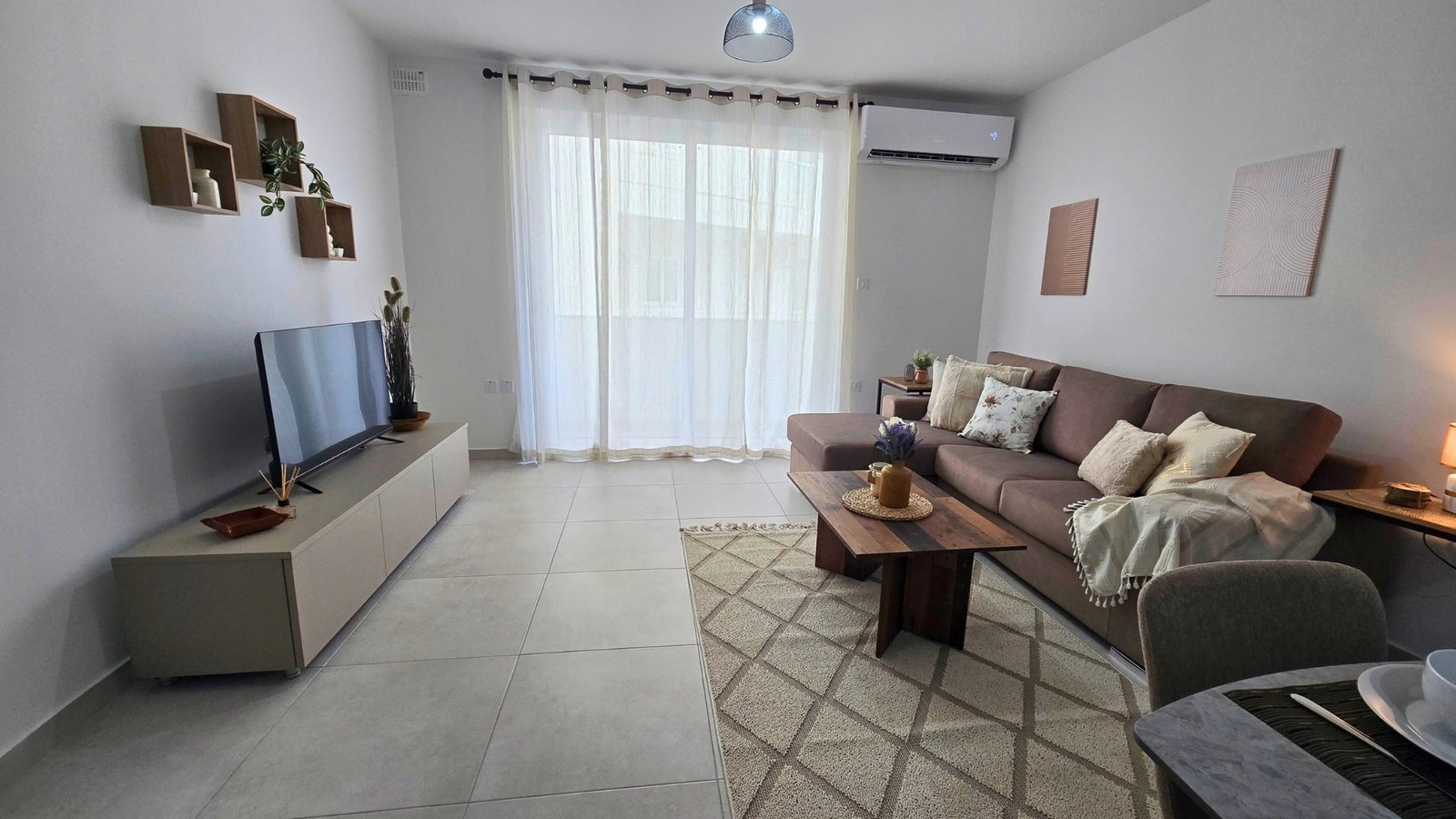 Apt9-Living-Room-Kitchen-09